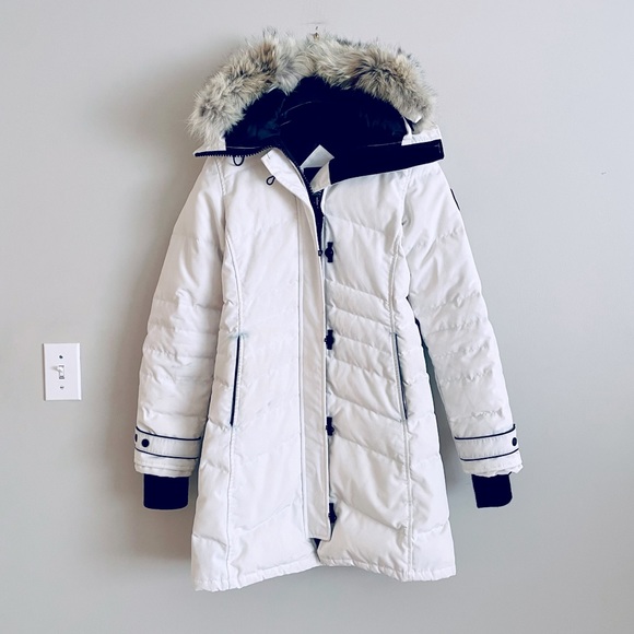 **SOLD** Authentic Canada Goose Black Label Lorette Parka - Picture 13 of 15